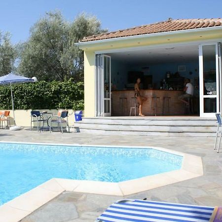 Ilios Hotel & Villas Yénion Eksteriør billede